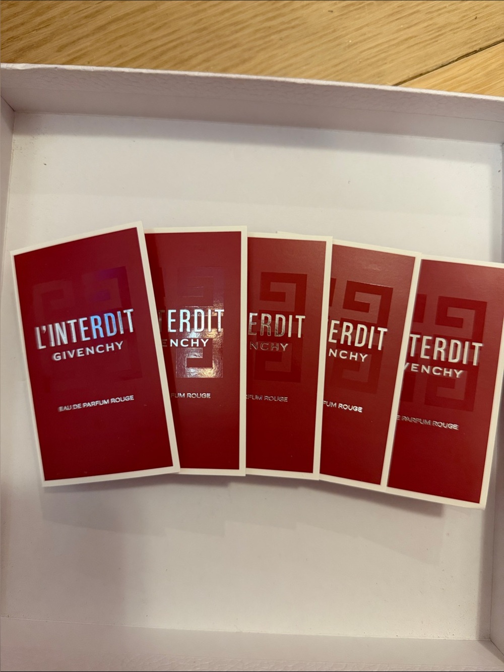 Givenchy L'Interdit Rouge Sample 5*1ML